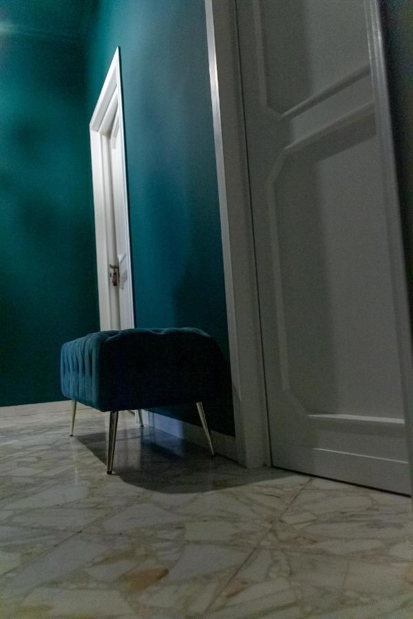 Interno 9 Hotel บารี ภายนอก รูปภาพ